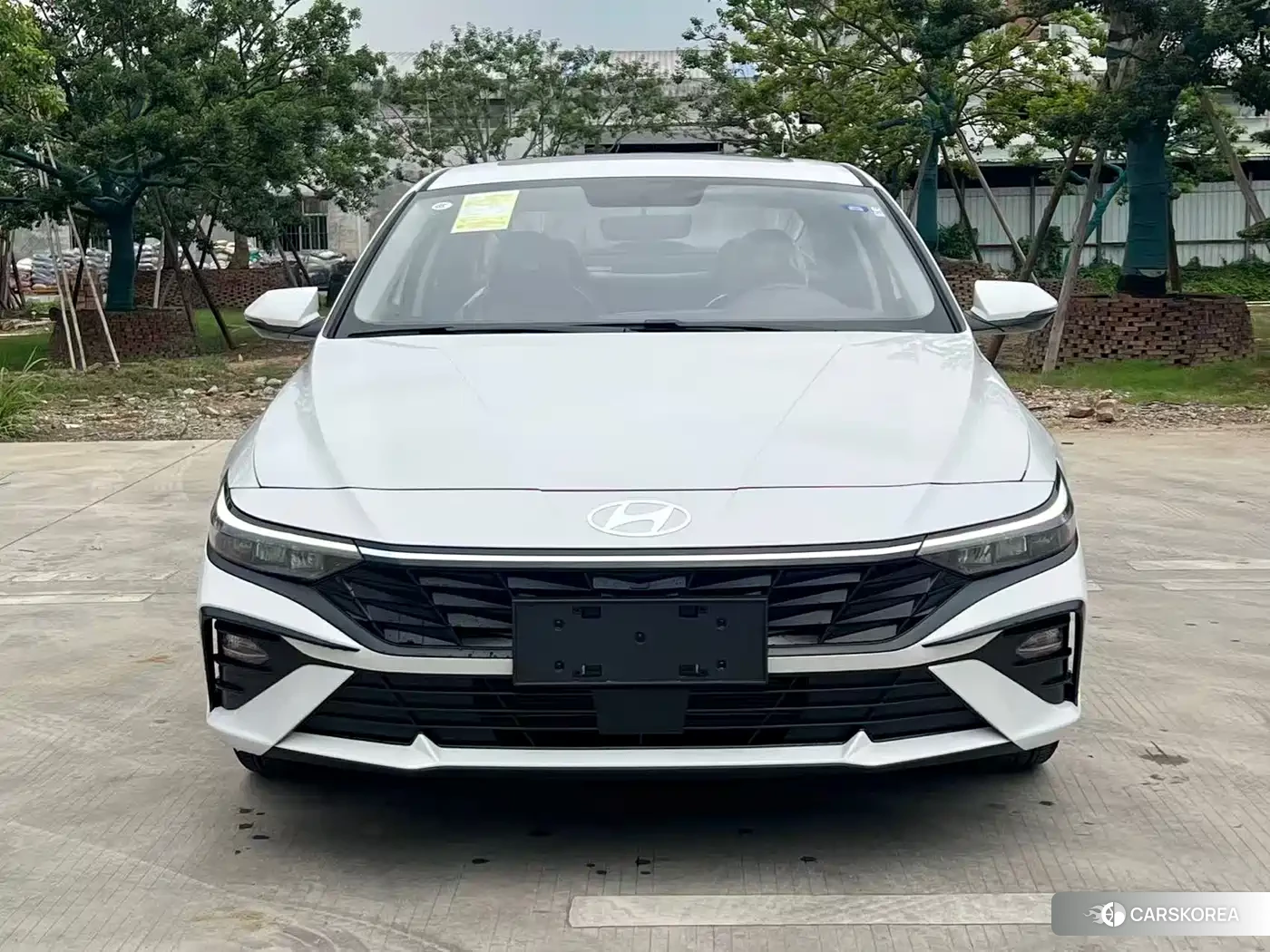 Hyundai Elantra 2026 Белый из Китая, фото 6