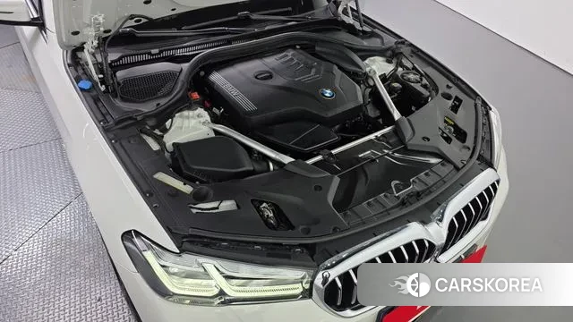 BMW 5 Series (G30) id 3012360 из Кореи 16