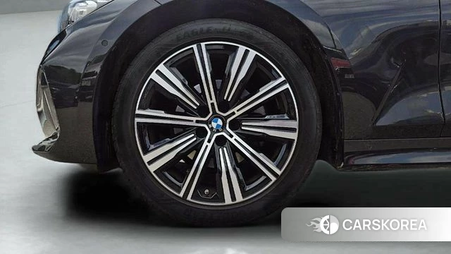 BMW 3 Series (G20) id 4359831 из Кореи 15