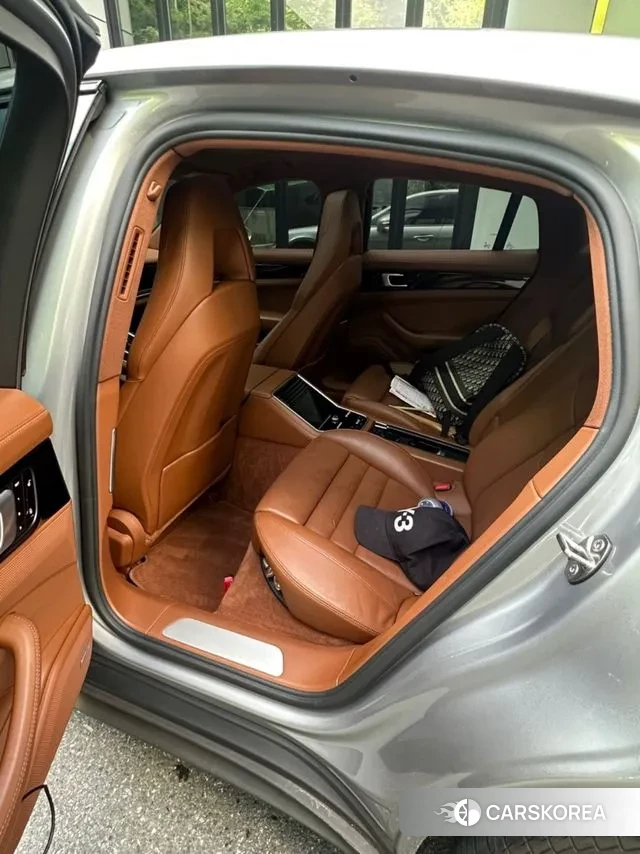 Porsche Panamera (971) 2018 Серебряный из Кореи, фото 6