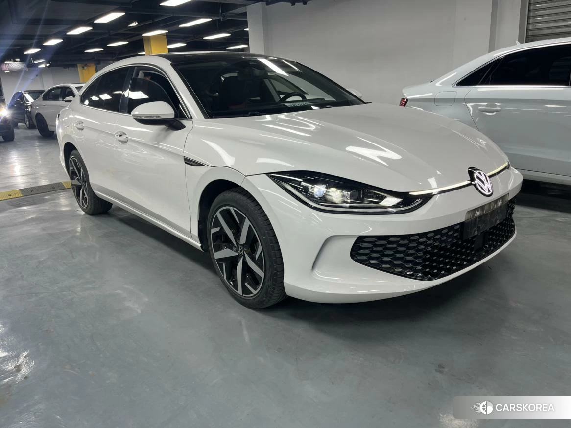 Volkswagen Lingdu 2023 Белый из Китая, фото 6