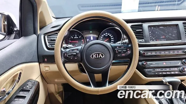 Kia The New Carnival id 2531179 из Кореи 16