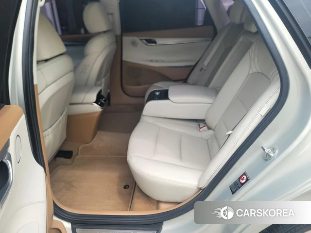 Hyundai The New Grandeur IG Hybrid 2020 Серебристо-серый из Кореи, фото 6