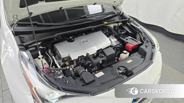 Toyota Prius 4th Generation id 4543573 из Кореи 26