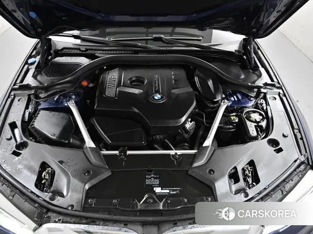 BMW 5 Series (G30) id 3622729 из Кореи 16