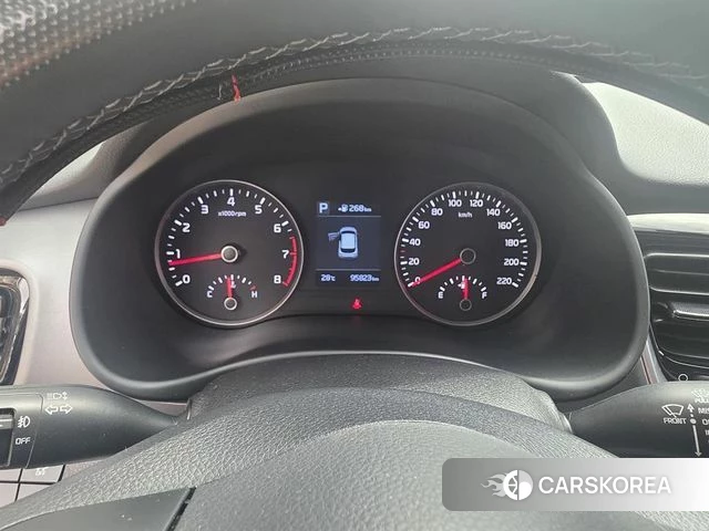 Kia Stonic id 4633037 из Кореи 16