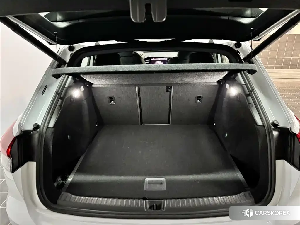 Audi Q4 id 4545887 из Китая 12