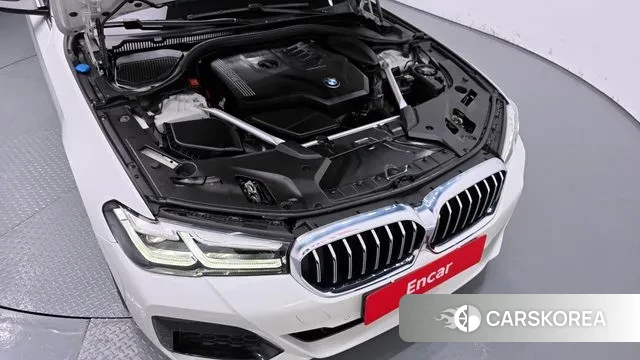 BMW 5 Series (G30) id 3378318 из Кореи 16