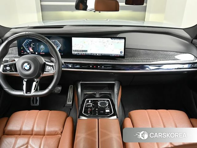 BMW 7 Series (G70) id 4640346 из Кореи 16