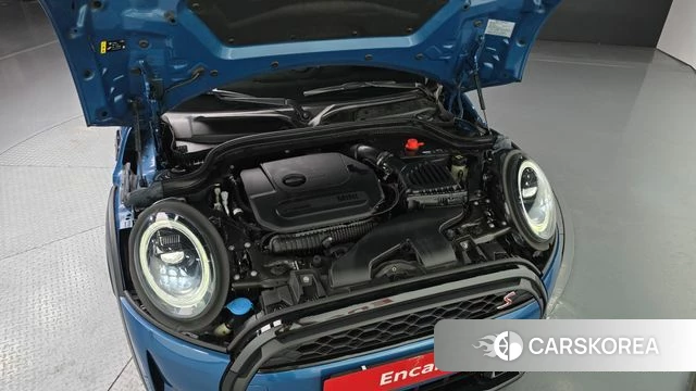 Mini Cooper S id 4361903 из Кореи 26