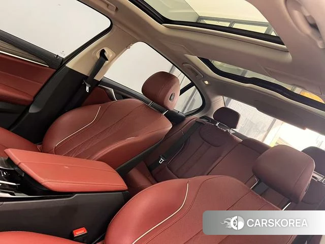 BMW 5 series 2022 Черный из Китая, фото 6