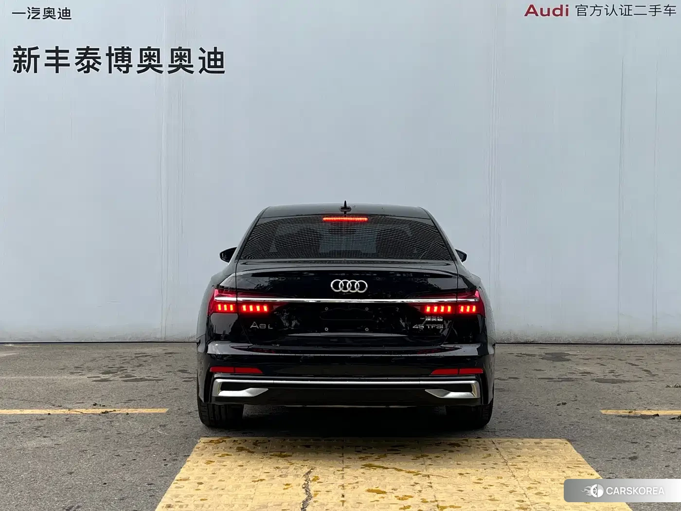 Audi A6L id 4629676 из Китая 15
