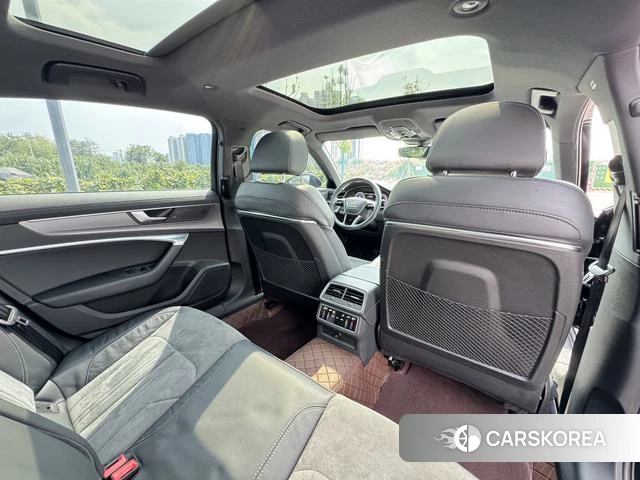 Audi A6L 2022 Черный из Китая, фото 6