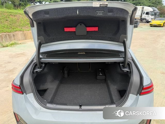 BMW 5 Series (G60) id 4527455 из Кореи 11