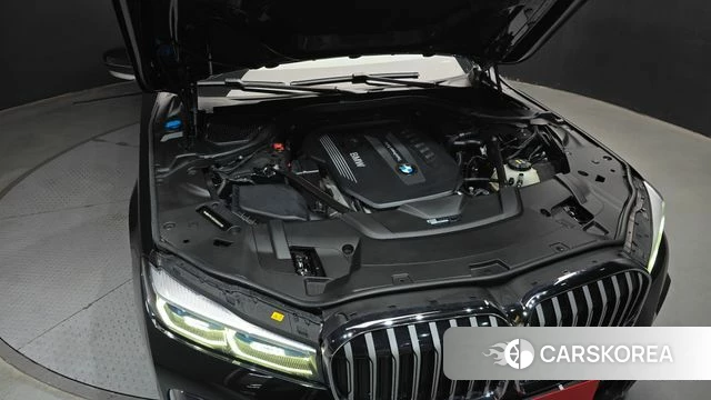 BMW 7 Series (G11) id 4542724 из Кореи 27
