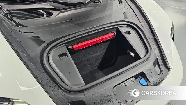 Porsche Taycan id 3654230 из Кореи 16