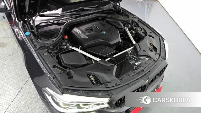 BMW 5 Series (G30) id 4477171 из Кореи 29