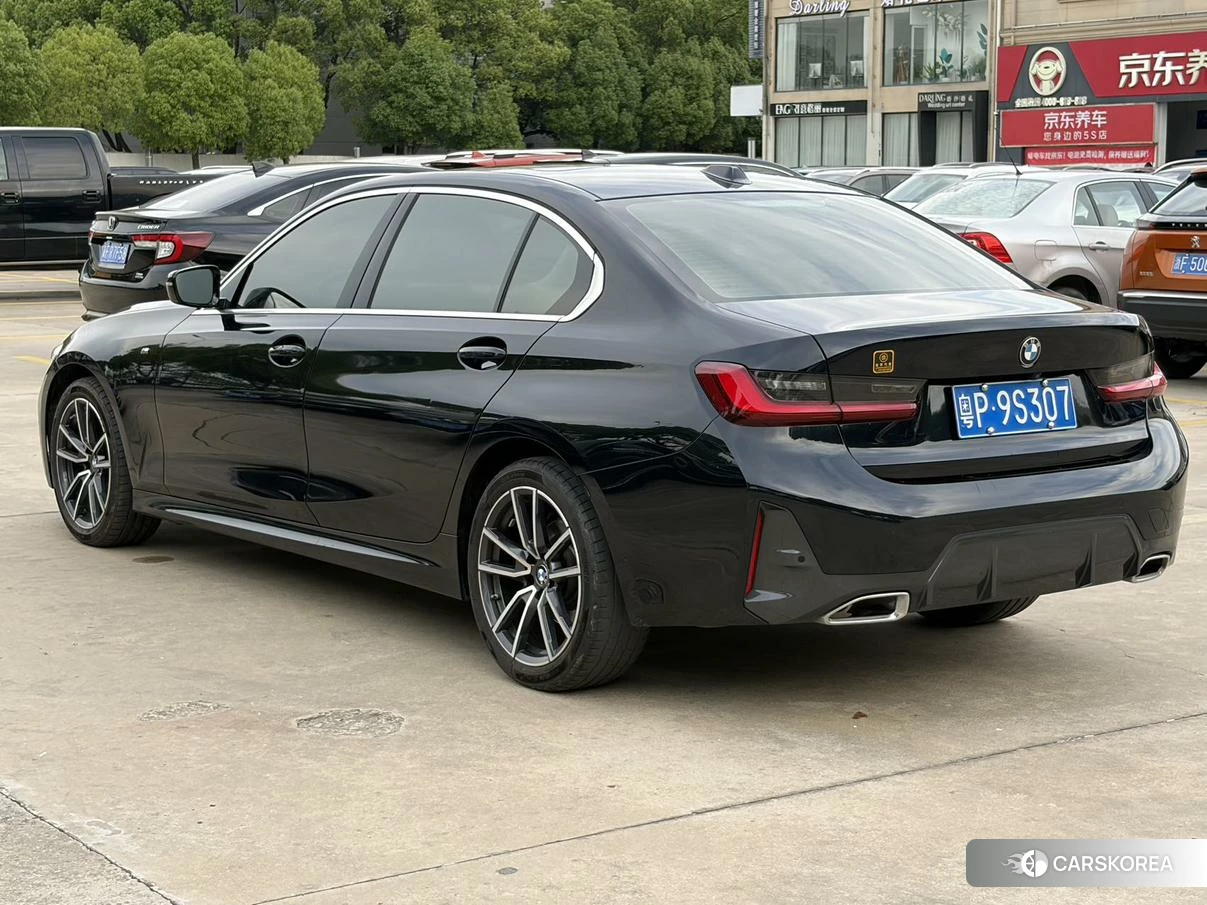 BMW 3 series id 4455342 из Китая 19