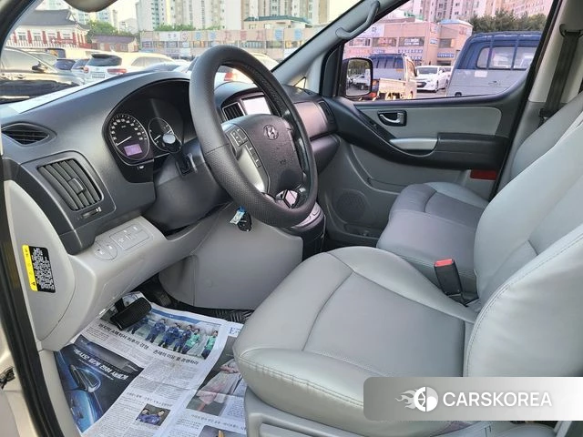 Hyundai The New Grand Starex id 3937040 из Кореи 16