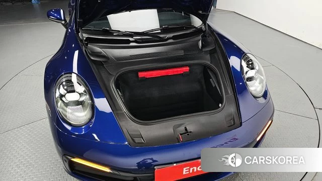 Porsche 911(992) id 4203061 из Кореи 27