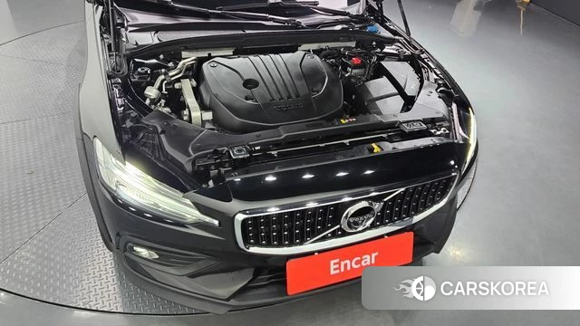 Volvo V60 Cross-Country 2nd Generation id 4609726 из Кореи 25