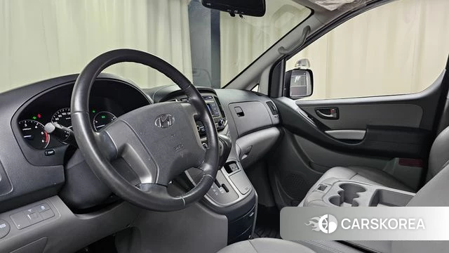 Hyundai The New Grand Starex id 4936746 из Кореи 26