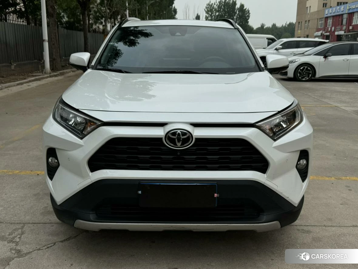 Toyota RAV4 Rongfang 2021 Белый из Китая, фото 6