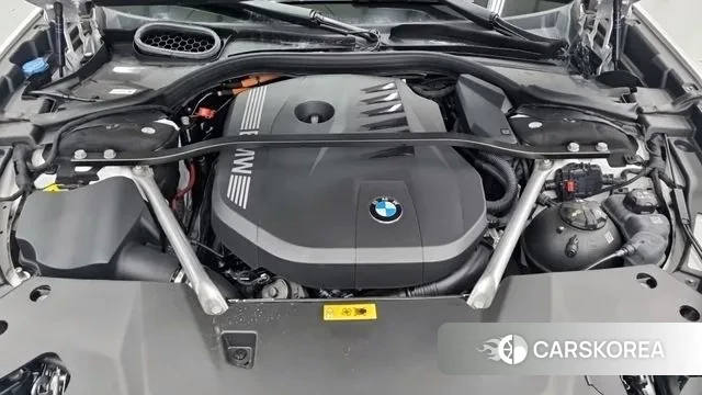 BMW 7 Series (G70) id 3507782 из Кореи 14