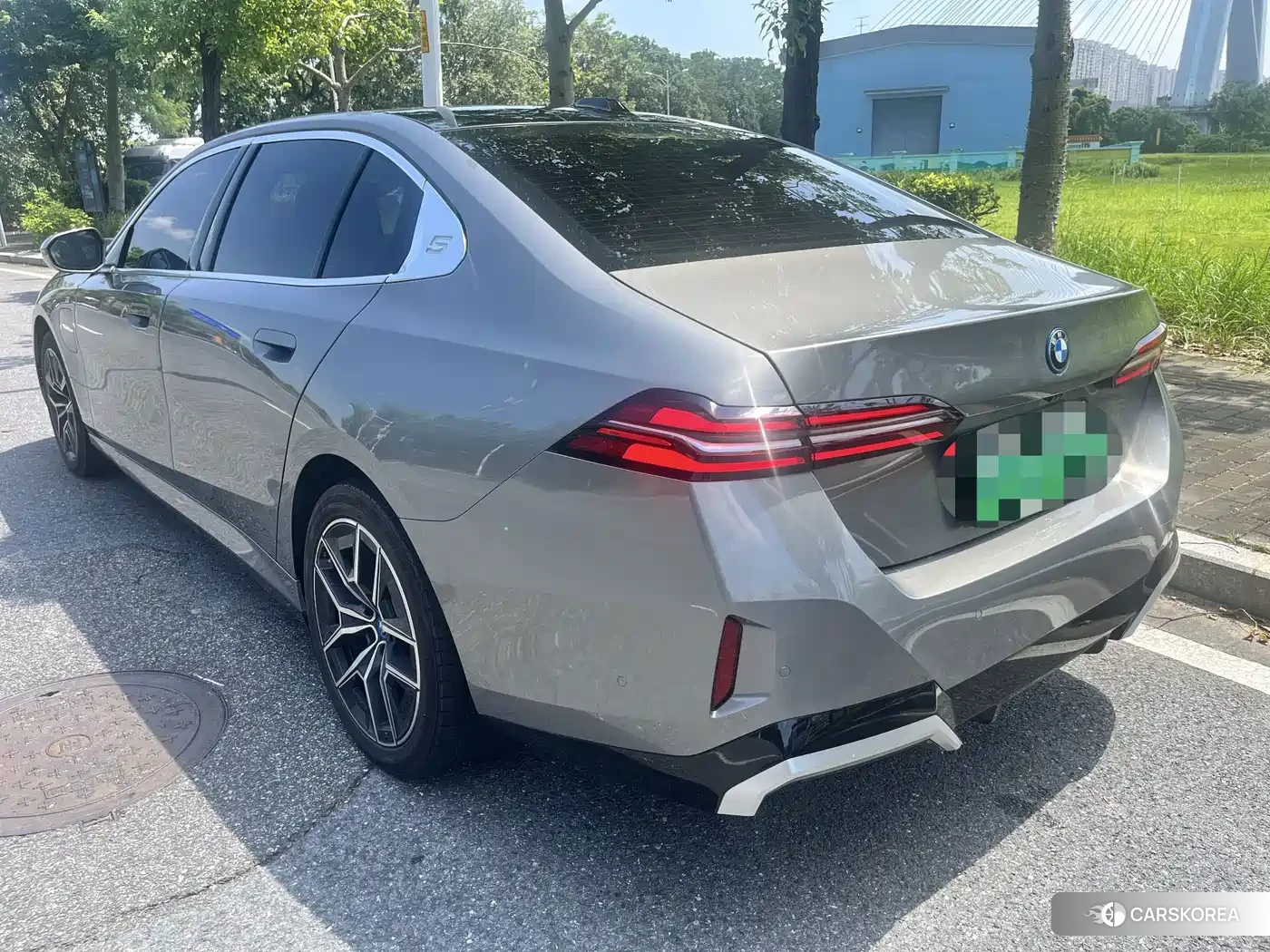BMW i5 id 4681075 из Китая 7