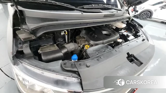 Hyundai The New Grand Starex id 3335326 из Кореи 16