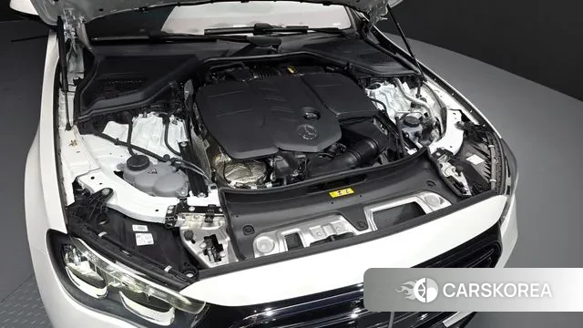 Mercedes-Benz E-Class W214 id 2888909 из Кореи 16