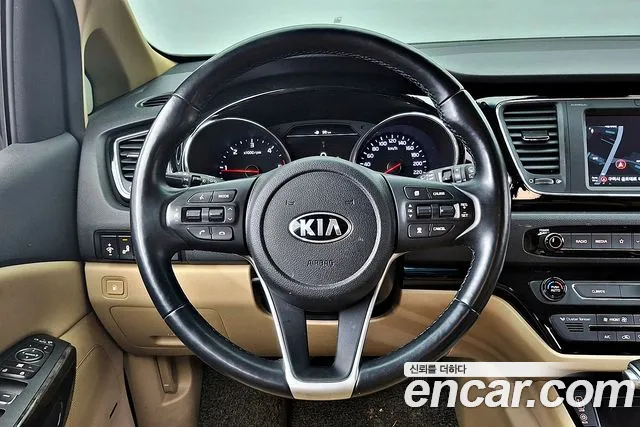 Kia The New Carnival id 2673789 из Кореи 16