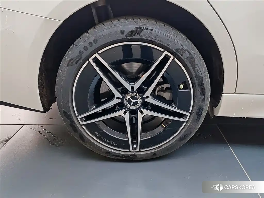 Mercedes-Benz C-class id 4546046 из Китая 12