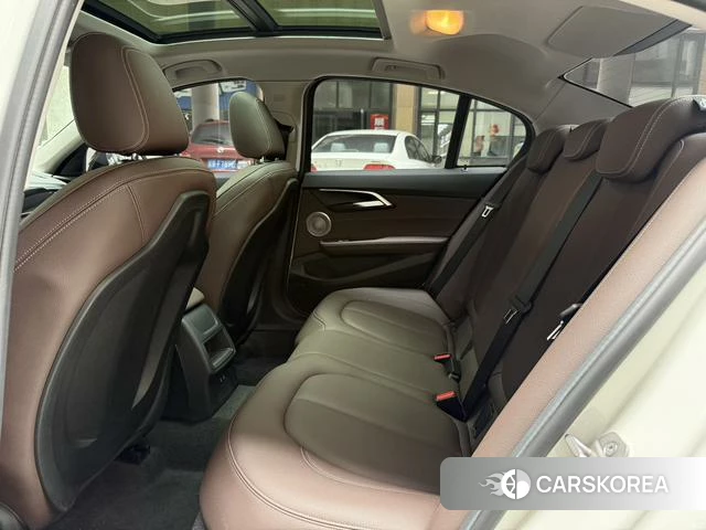 BMW 1 series id 4359396 из Китая 20