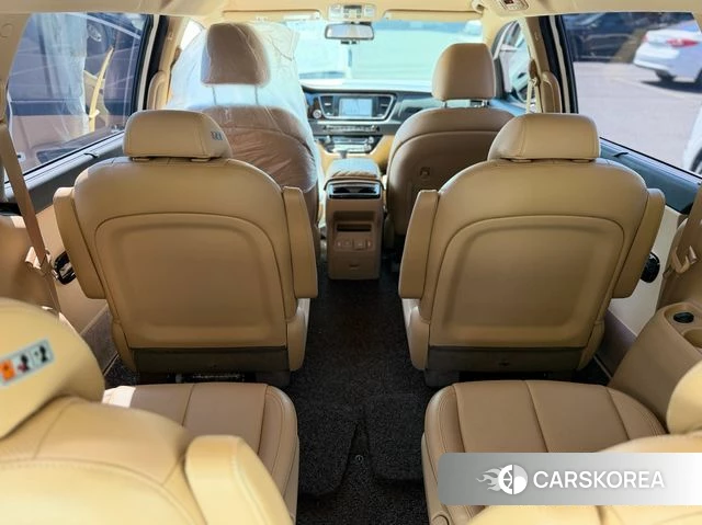 Kia The New Carnival id 4429817 из Кореи 16