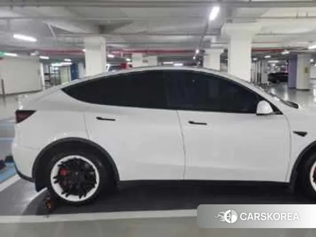 Tesla Model Y 2021 Белый из Кореи, фото 6