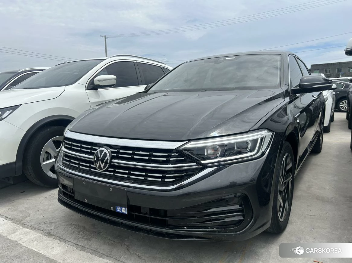 Volkswagen Sagitar 2022 Темно-серый из Китая, фото 6
