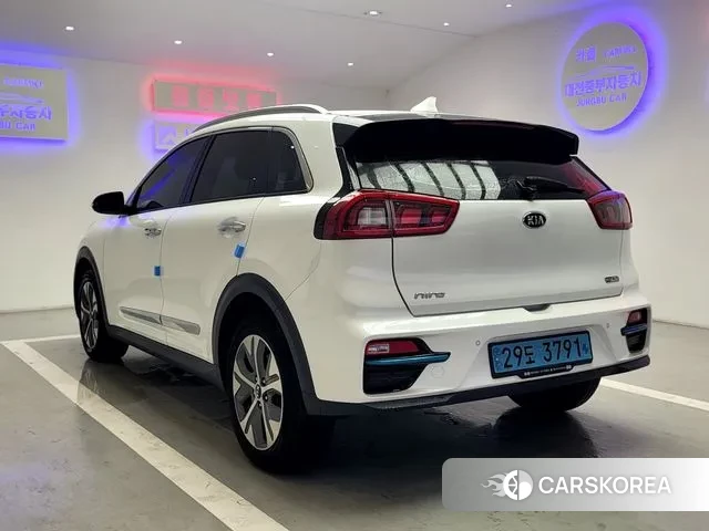 Kia Niro EV id 3772388 из Кореи 16