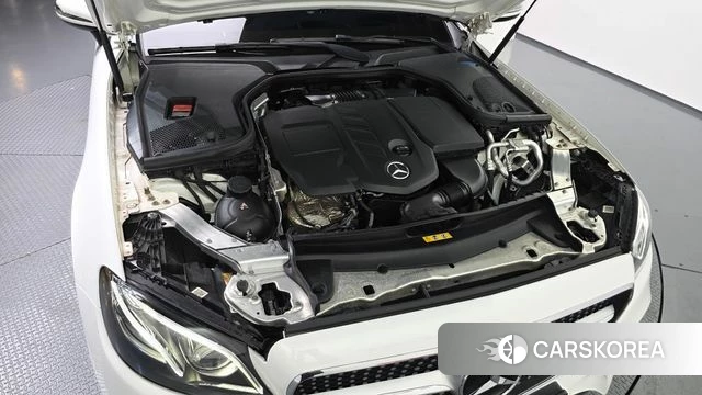 Mercedes-Benz E-Class W213 id 4642802 из Кореи 29