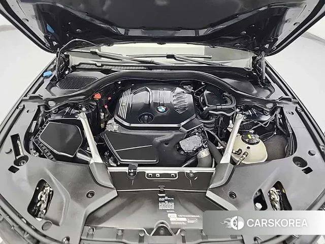 BMW 5 Series (G30) id 3412863 из Кореи 15