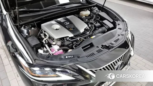 Lexus ES300h 7th generation id 3003725 из Кореи 16