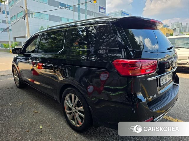Kia The New Carnival id 4657819 из Кореи 16