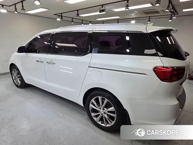 Kia The New Carnival id 3489802 из Кореи 16