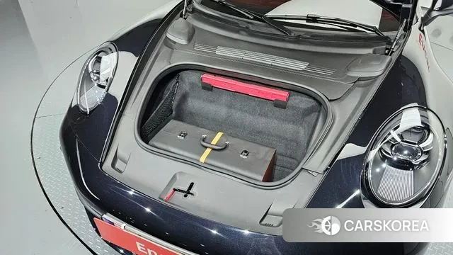 Porsche 911(992) id 2993137 из Кореи 16