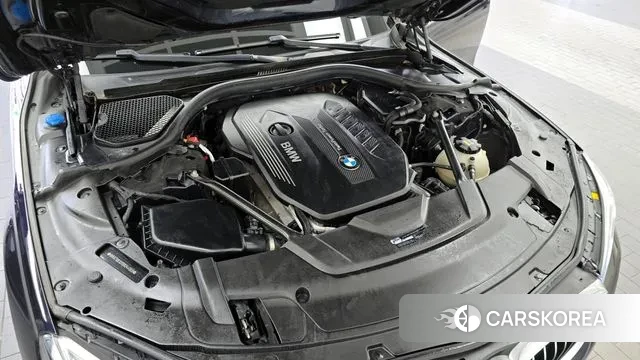 BMW 7 Series (G11) id 3182859 из Кореи 16