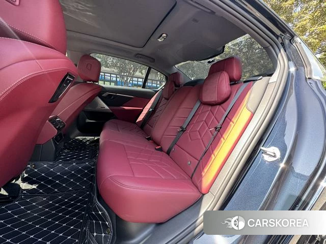 BMW 5 series id 4299543 из Китая 11