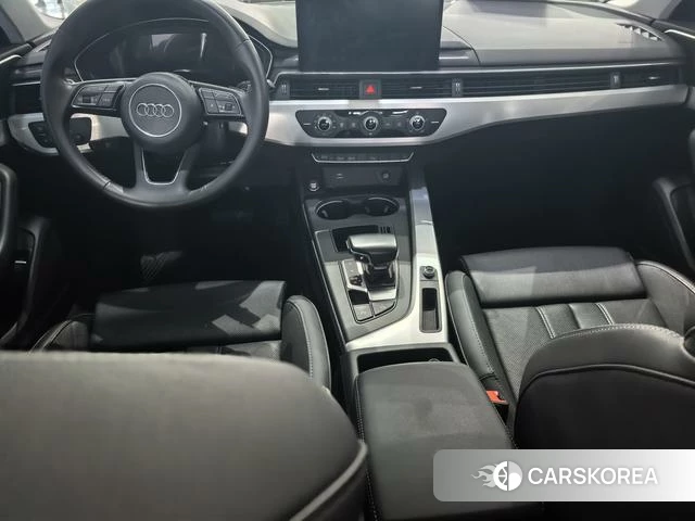 Audi A4L id 4336174 из Китая 7
