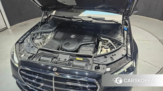 Mercedes-Benz S-Class W223 id 4619033 из Кореи 27