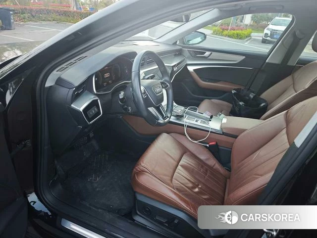 Audi A6L 2021 Черный из Китая, фото 6