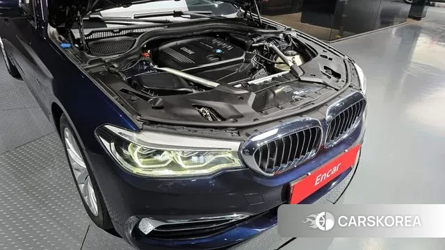 BMW 5 Series (G30) id 3489864 из Кореи 16